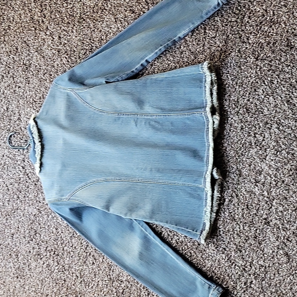 Jean Jacket - Picture 4 of 4